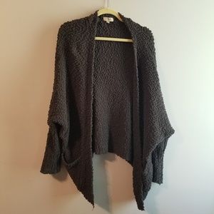 UMGEE Grey Fuzzy High Low Caridgan with Pockets